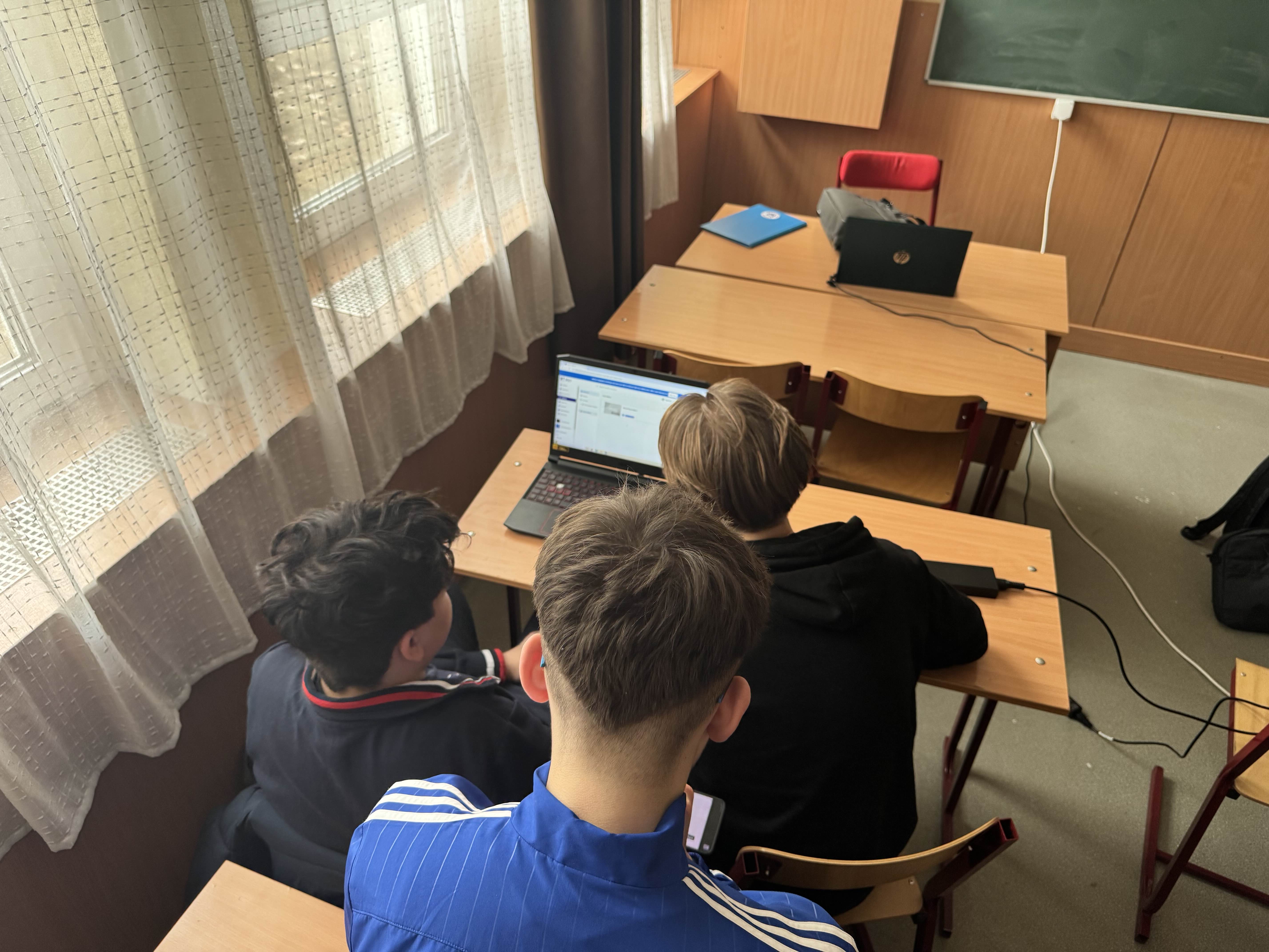 kreatív_csapat2_munkafolyamat